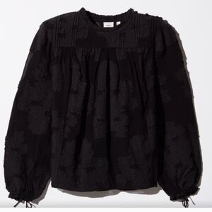 Wilfred Aritzia women’s Lourdes black long sleeve chiffon blouse